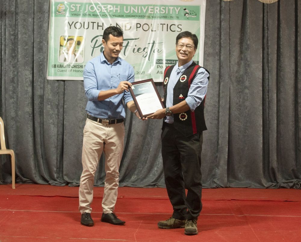 Kahuto Chishi Sumi (right) gracing the first Pol-Fiesta held in St Joseph University (SJU), Chümoukedima on April 11 and 12.